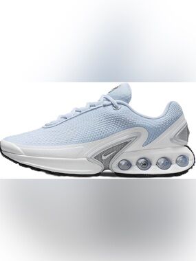 Nike Women’s Air Max DN
